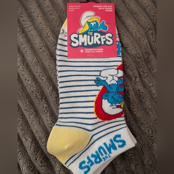 Strawberry novelty crossbody purse - Picture 4 of 4